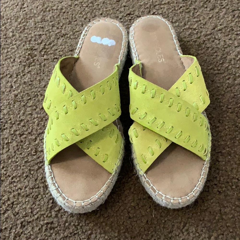 Aerosoles Green Platform Sandals